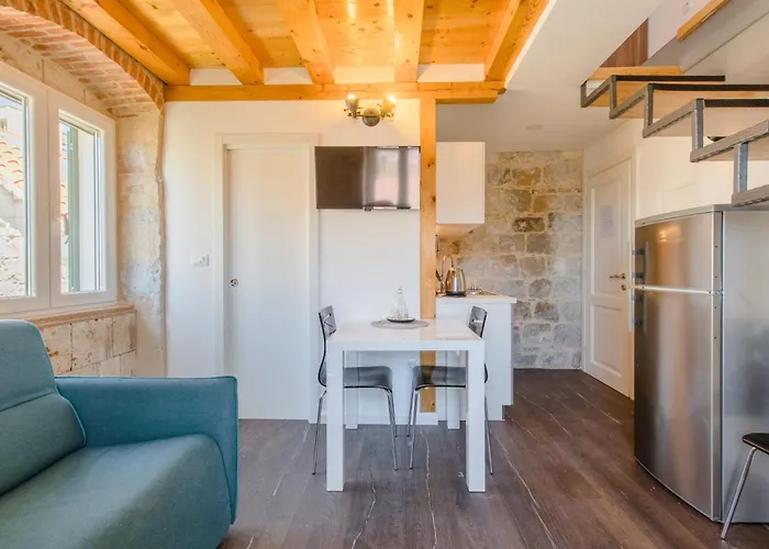 Апартаменты Jes Old Town