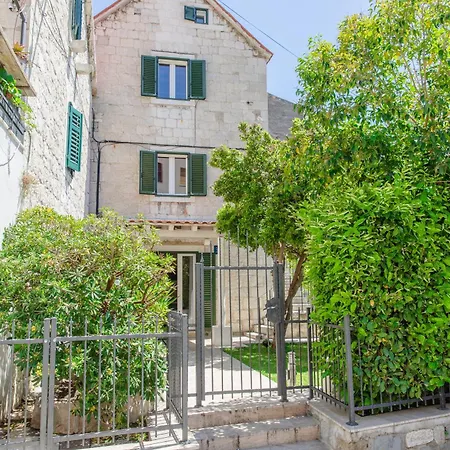 Jes Old Town 스플리트